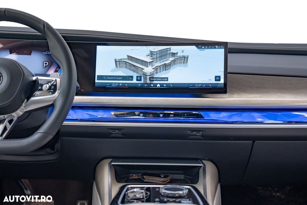 BMW Seria 7 740Ld xDrive MHEV - 31