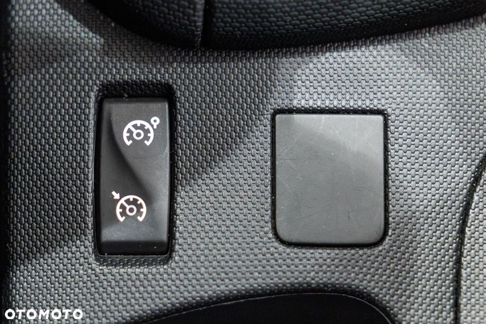 Renault Clio 1.2 16V Life EU6 - 31