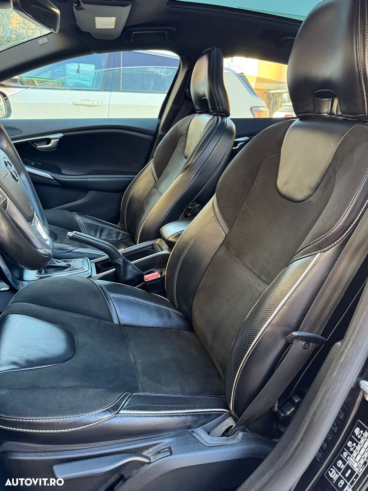 Volvo V40 T4 Geartronic RDesign - 17