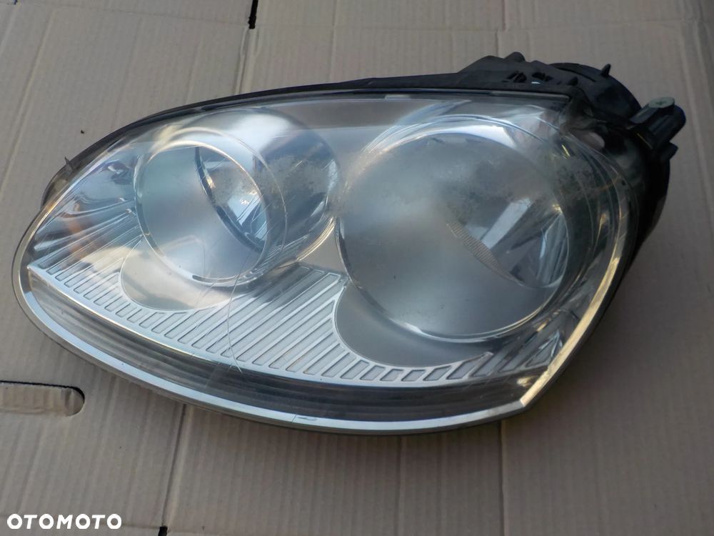 lampa lewy przód vw golf V kombi 2007r EUROPA - 1