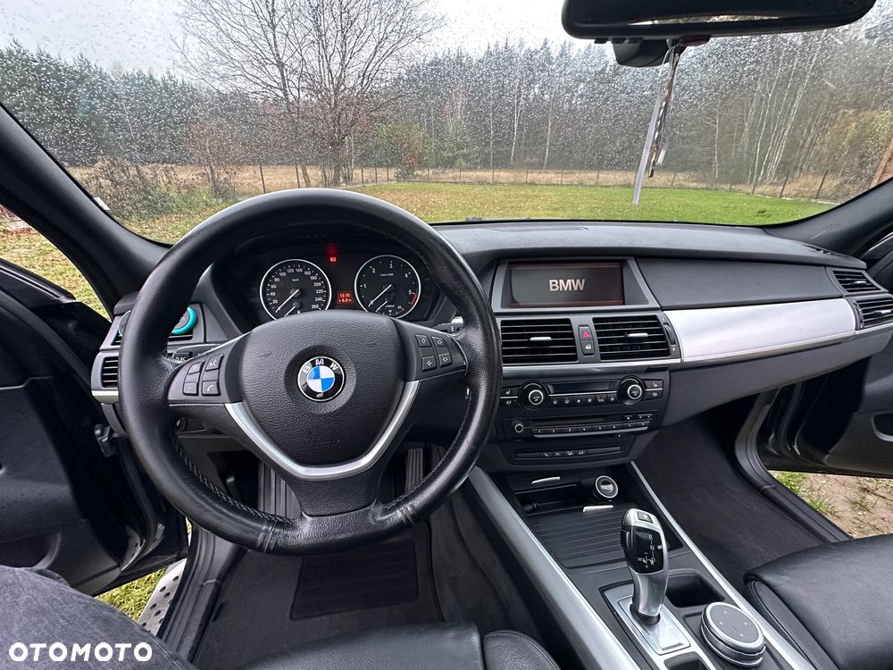 BMW X5 3.0sd xDrive - 16