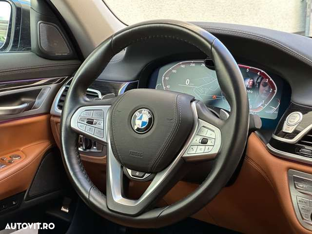 BMW Seria 7 - 11