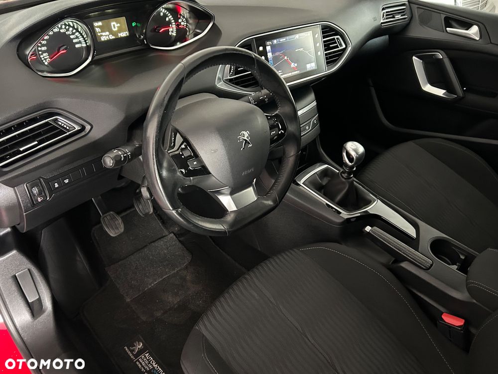 Peugeot 308 1.2 PureTech Active Pack S&S - 14