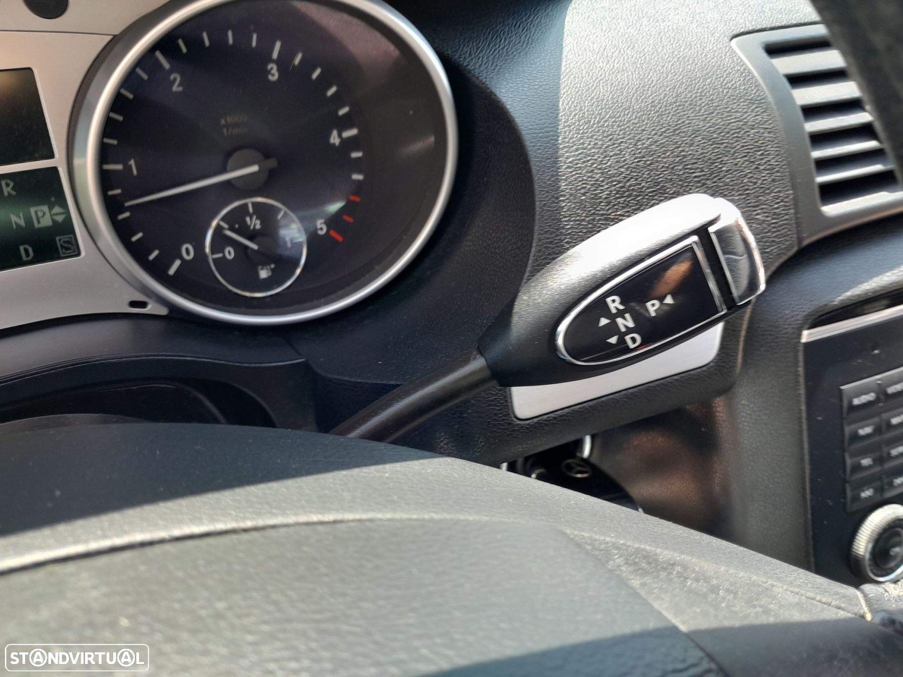 Mercedes-Benz R 320 CDi 4-Matic Longo - 34