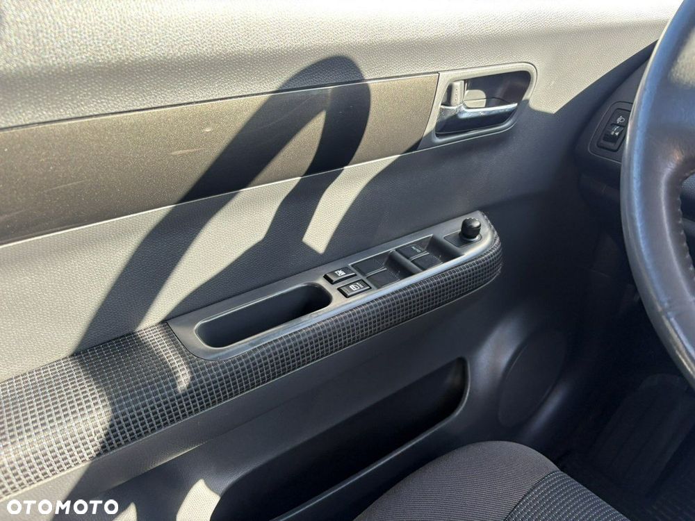 Suzuki Swift 1.3 Club dance - 17