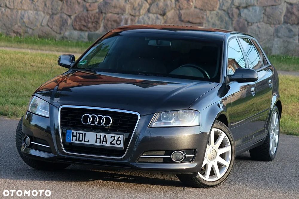 Audi A3 Sportback 1.2 TFSI Attraction - 4