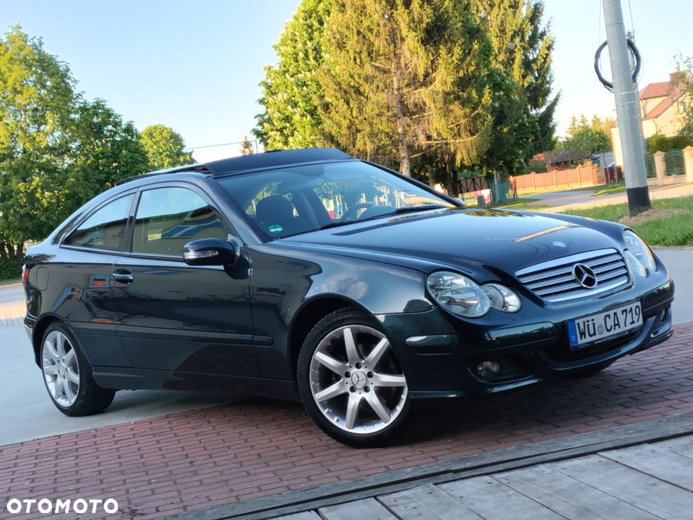 Mercedes-Benz Klasa C 180 Kompressor Automatik Sport Edition - 13