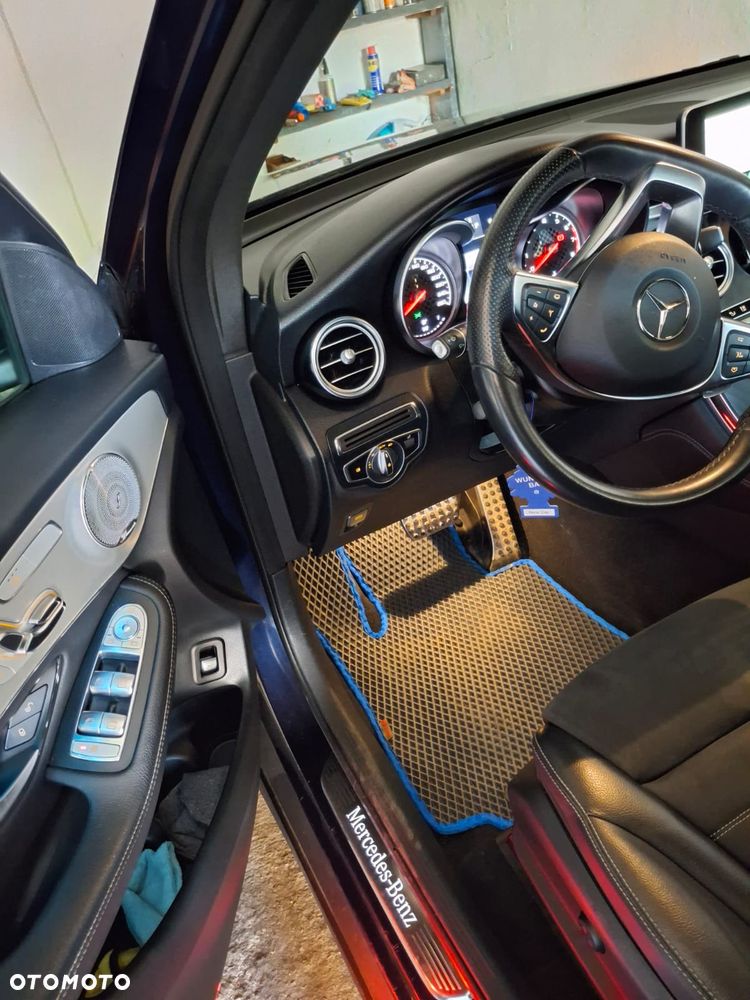Mercedes-Benz GLC - 9