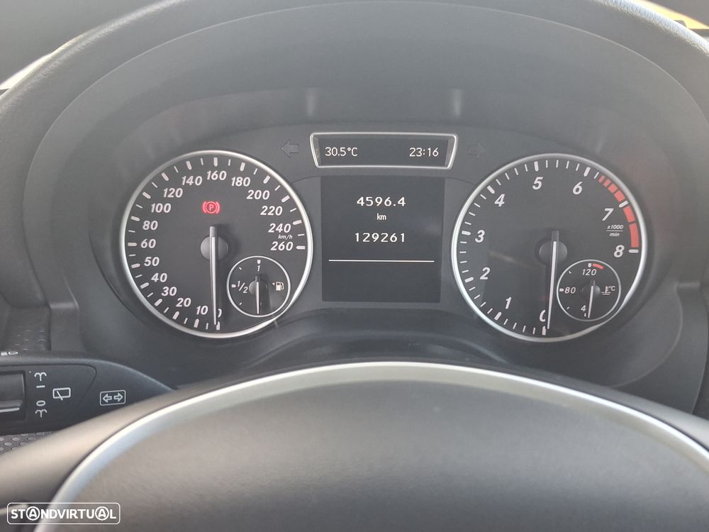 Mercedes-Benz A 180 Dynamic Edition - 12