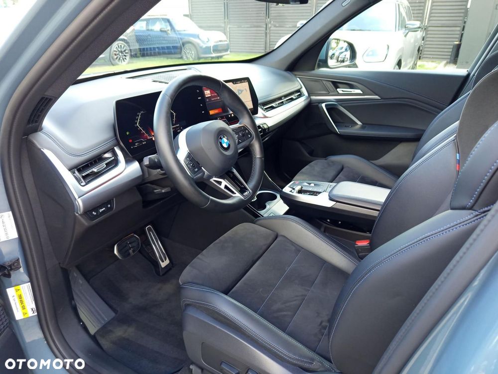 BMW X1 2024 photo 2