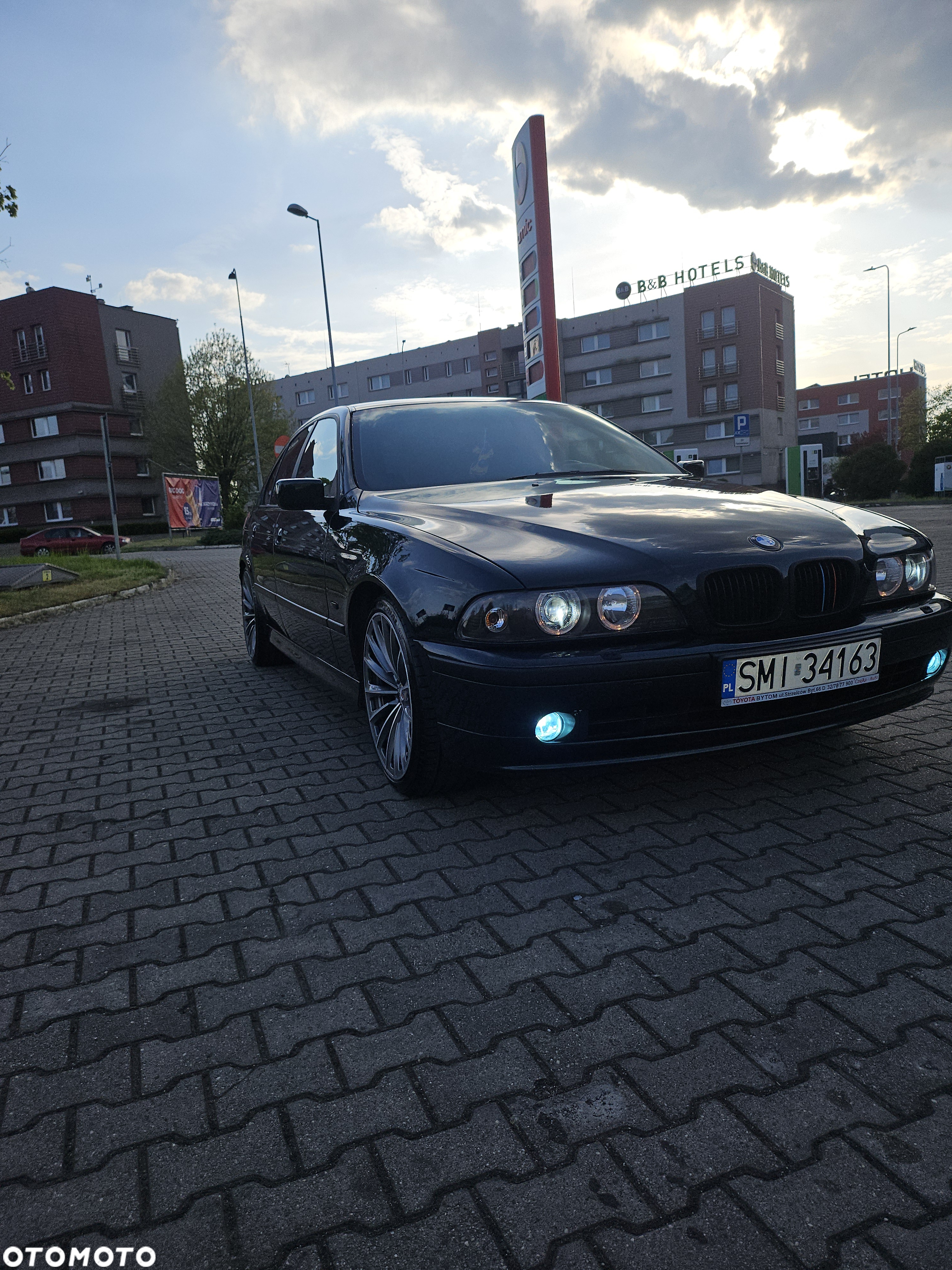 BMW Seria 5 525i - 4