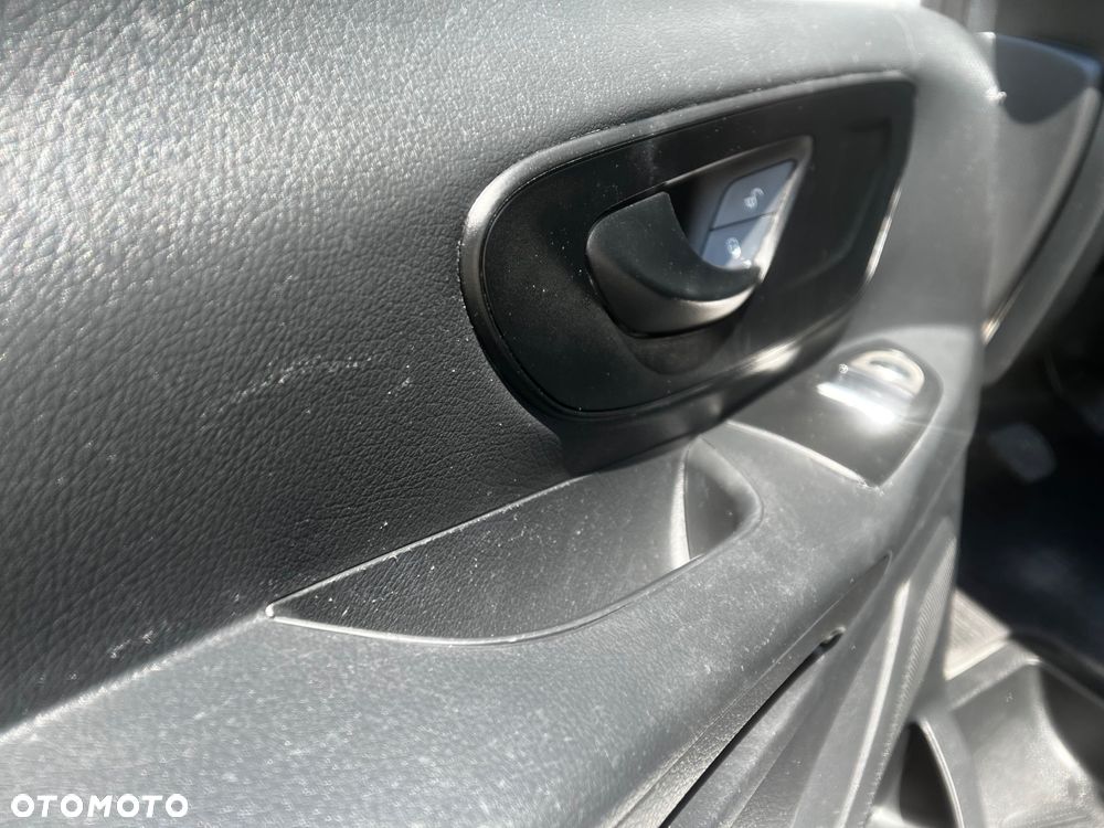 Mercedes-Benz Vito 111 - 7