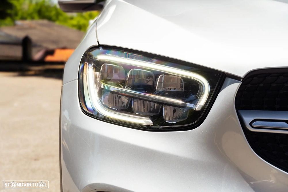 Mercedes-Benz GLC 300 e Coupe 4Matic - 38