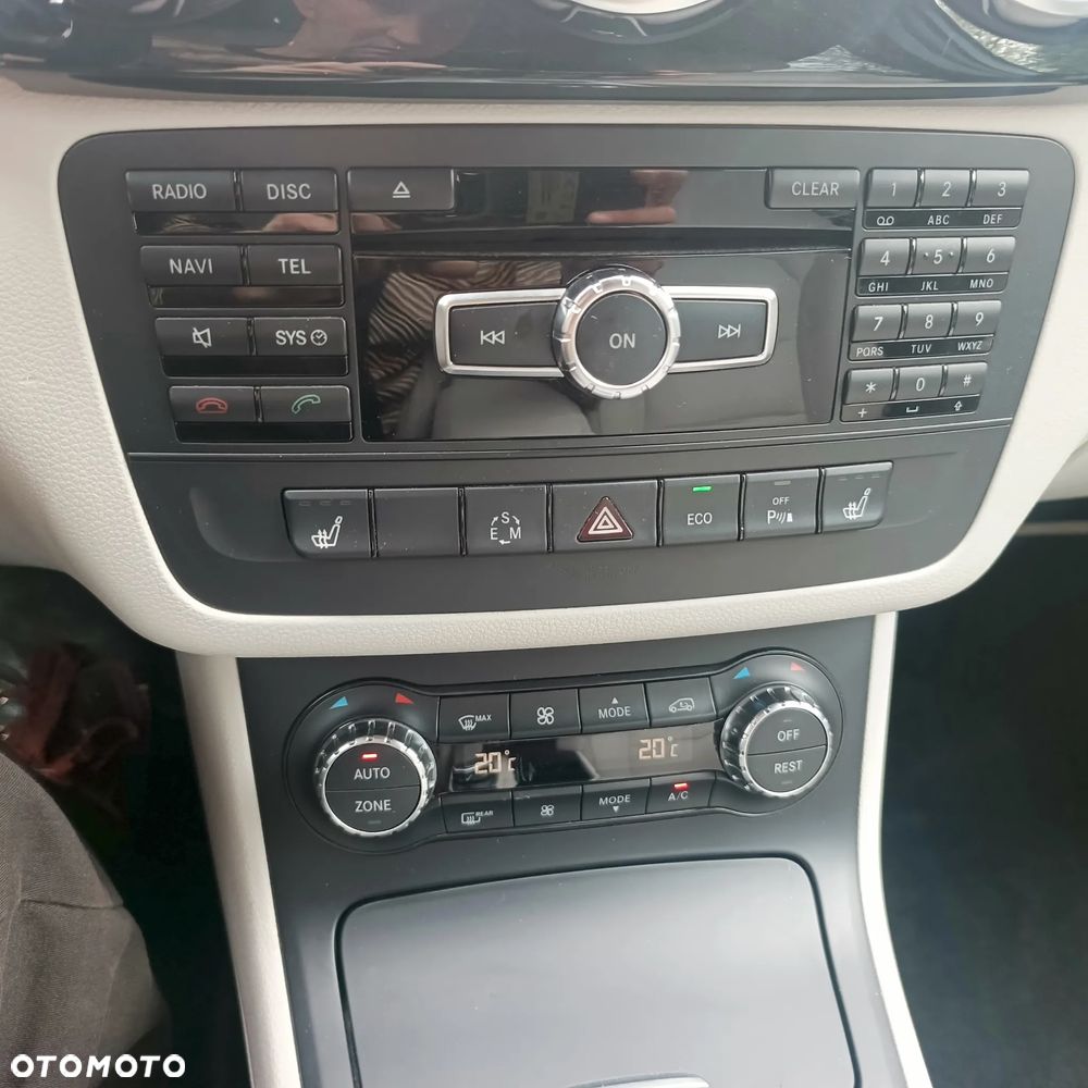 Mercedes-Benz Klasa B 200 (BlueEFFICIENCY) 7G-DCT - 26