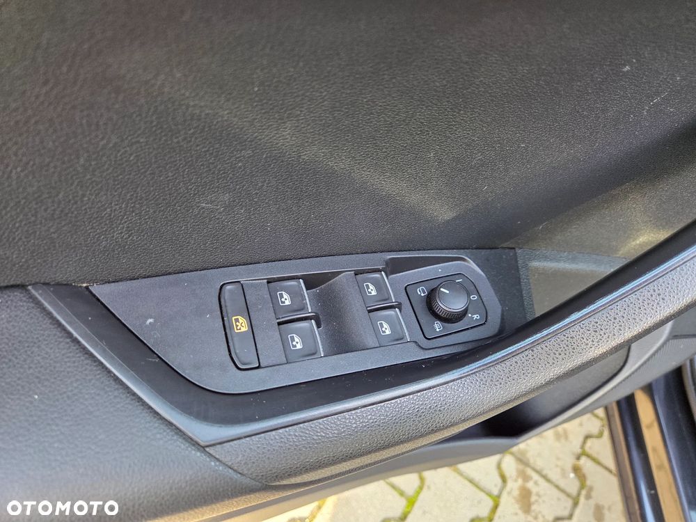 Skoda Karoq 1.6 TDI SCR Style - 15