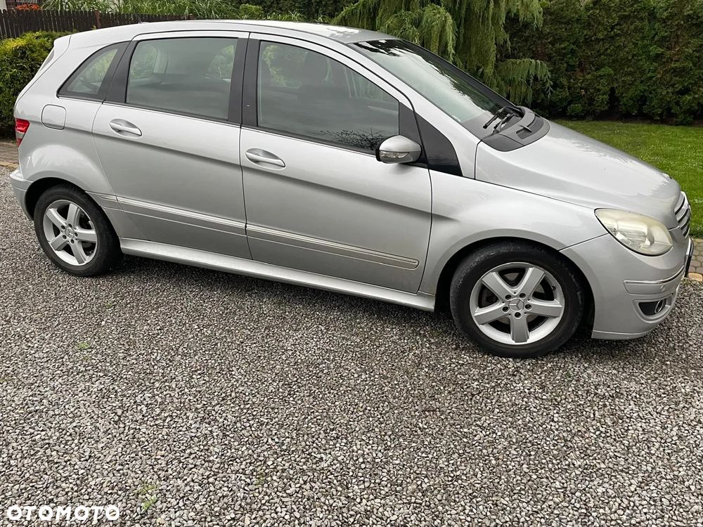 Mercedes-Benz Klasa B 200 CDI - 4