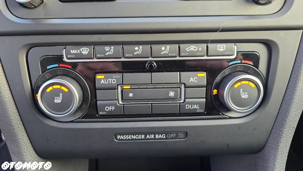 Volkswagen Golf - 18