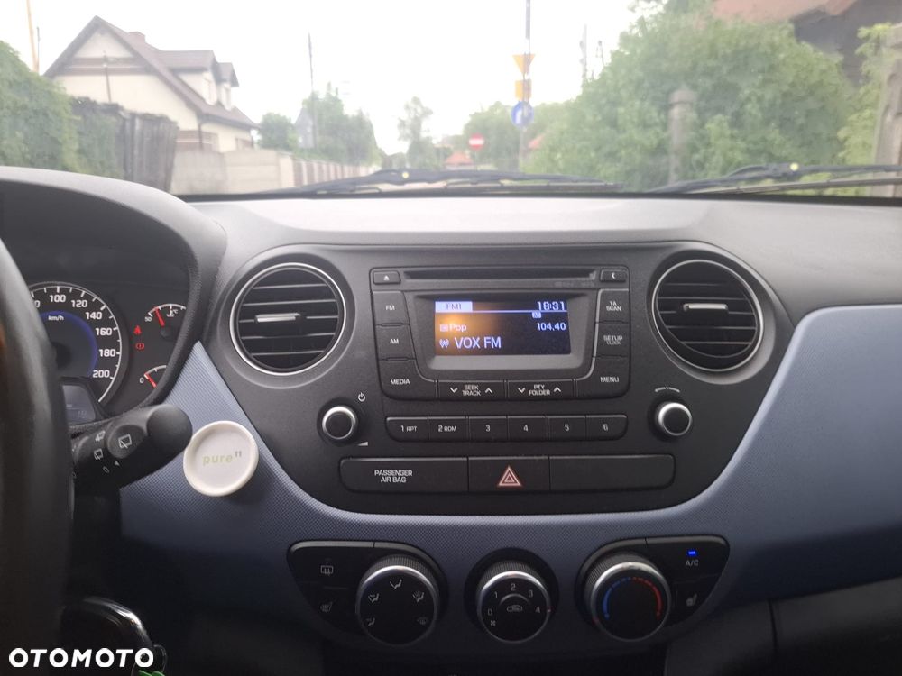 Hyundai i10 1.0 BlueDrive Premium - 20