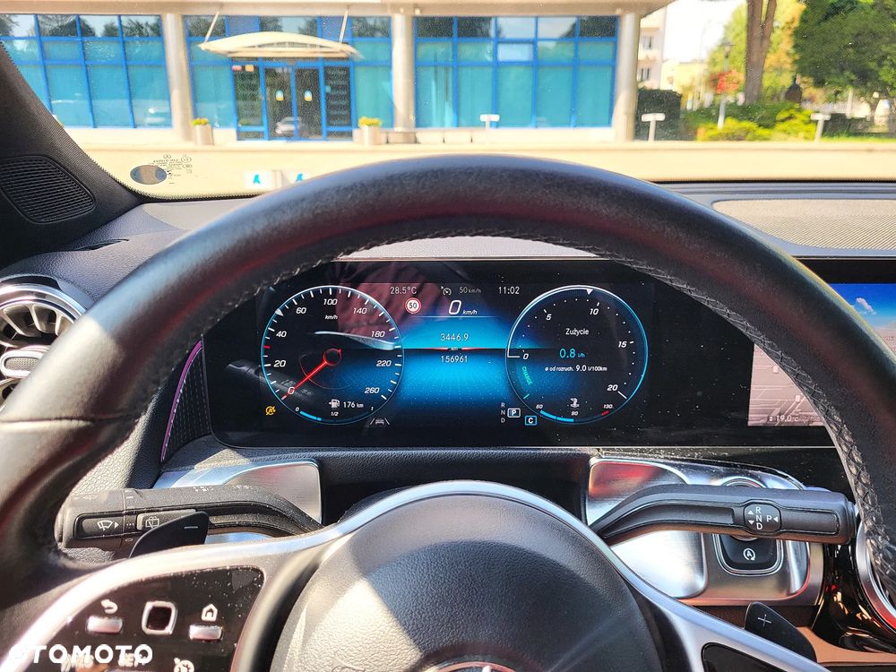 Mercedes-Benz GLB 200 4-Matic AMG Line 8G-DCT - 25