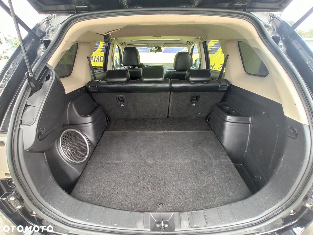Mitsubishi Outlander - 9