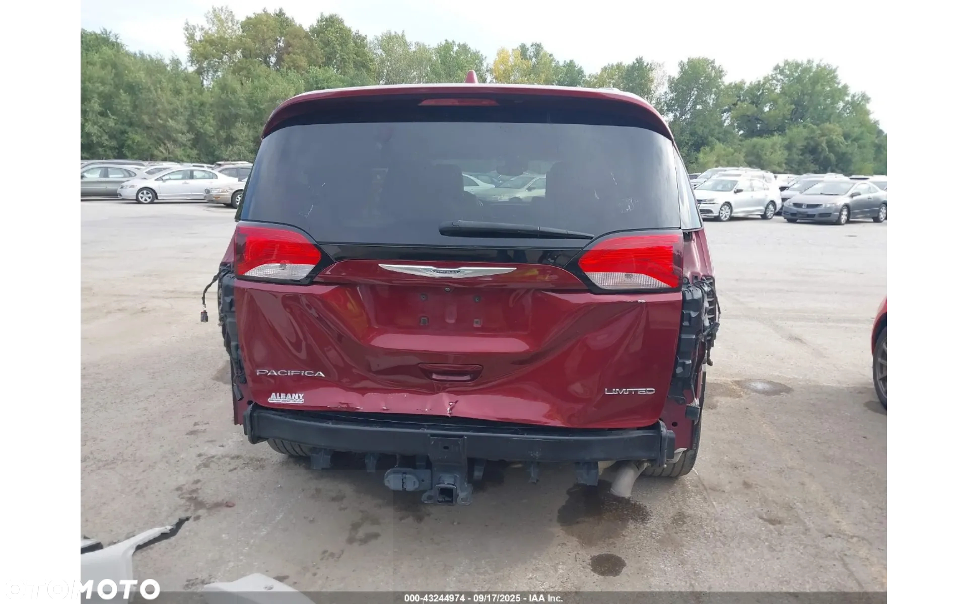 Chrysler Pacifica - 5