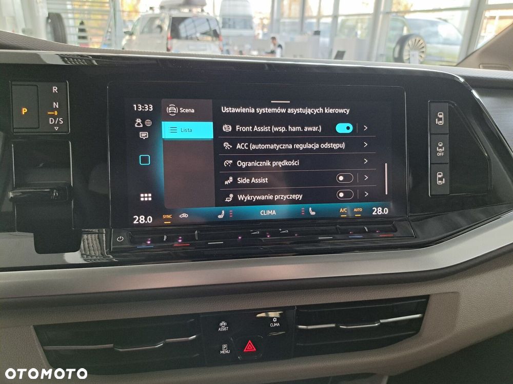 Volkswagen Multivan - 14