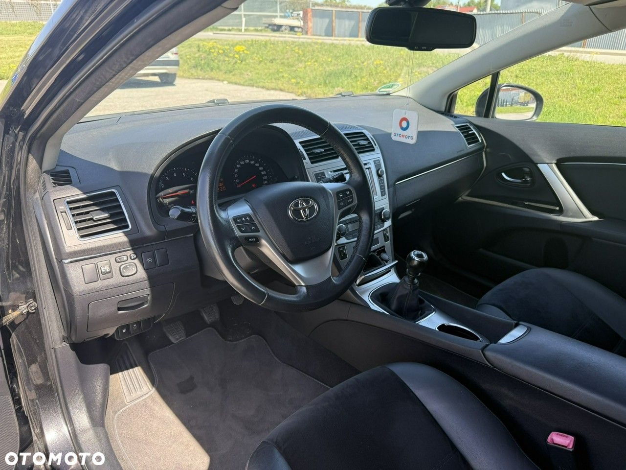 Toyota Avensis - 7