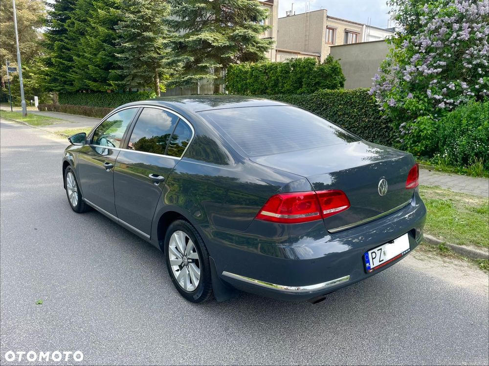 Volkswagen Passat - 3