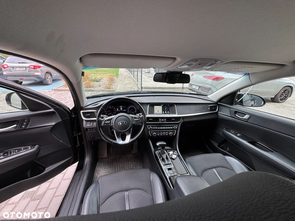 Kia Optima - 14