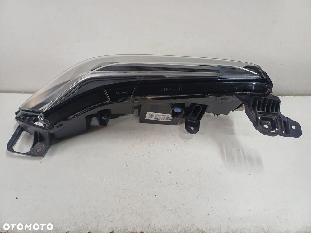 Lampa prawy przod lynk@co 01 full led EUROPA - 9