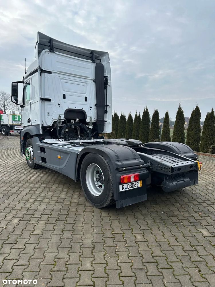 Mercedes-Benz Actross - 2