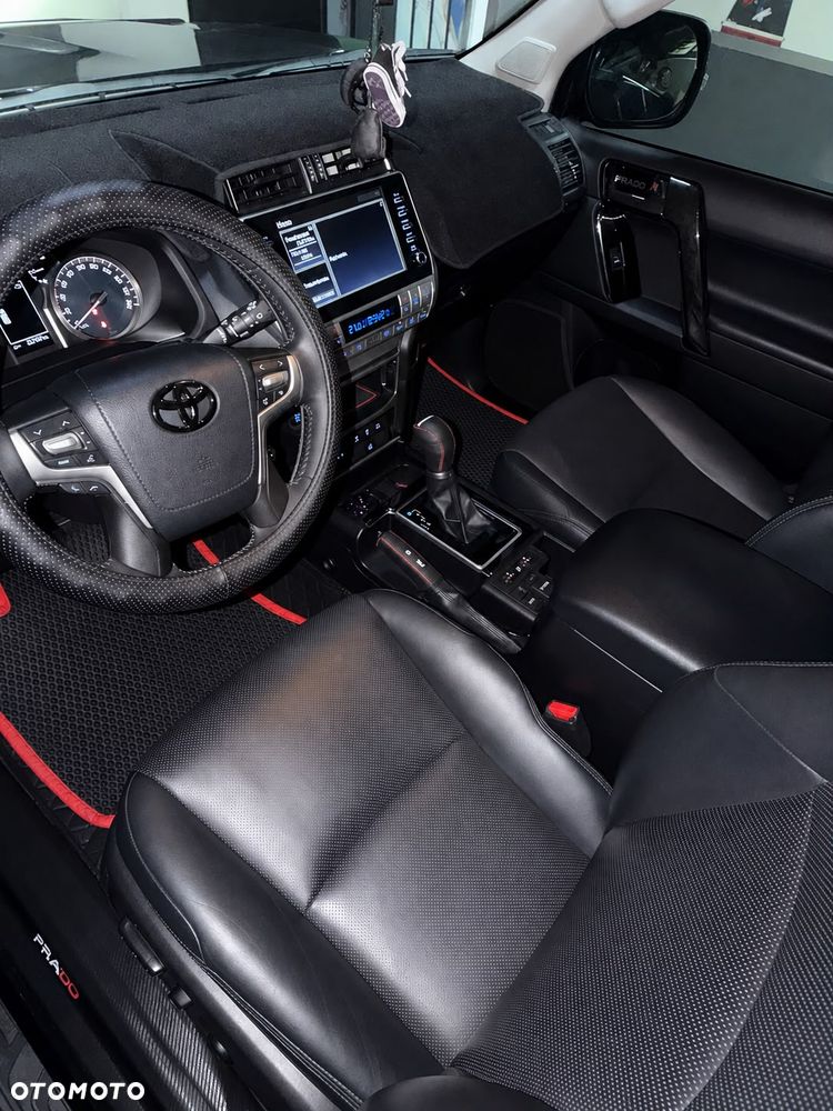 Toyota Land Cruiser - 14