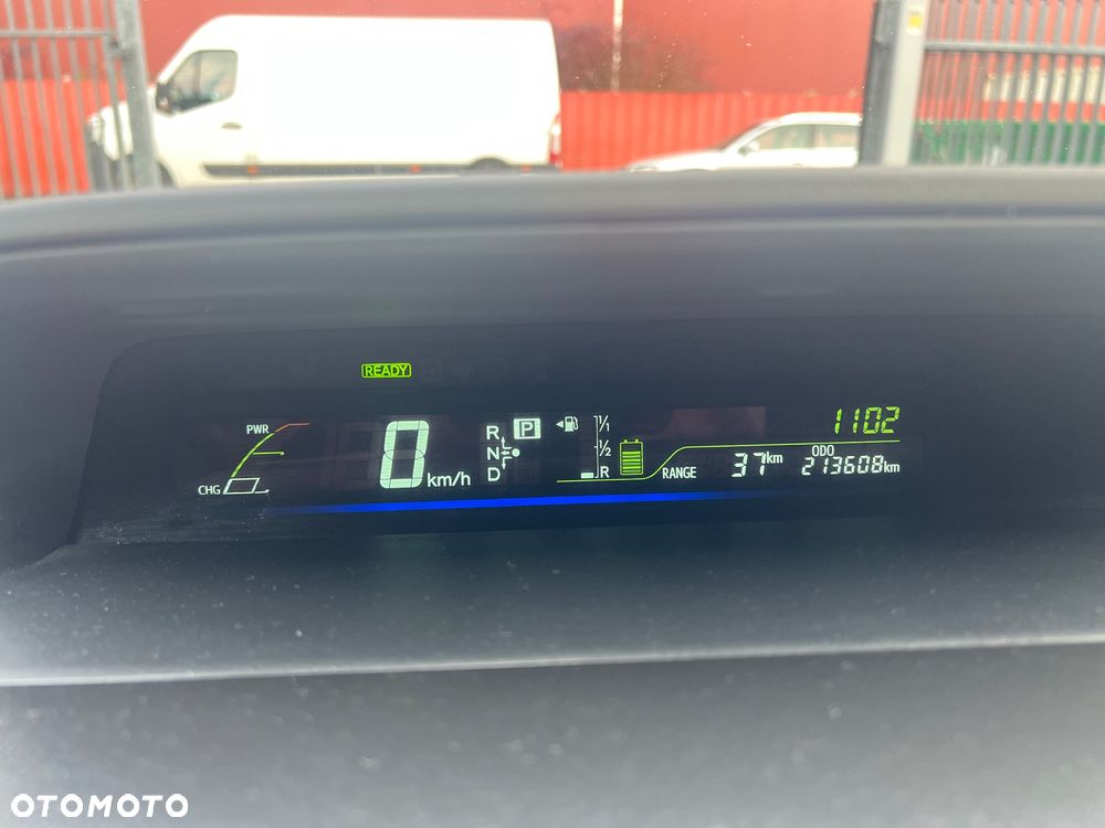 Toyota Prius+ (Hybrid) Executive - 39