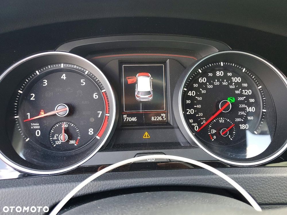 Volkswagen Golf - 9