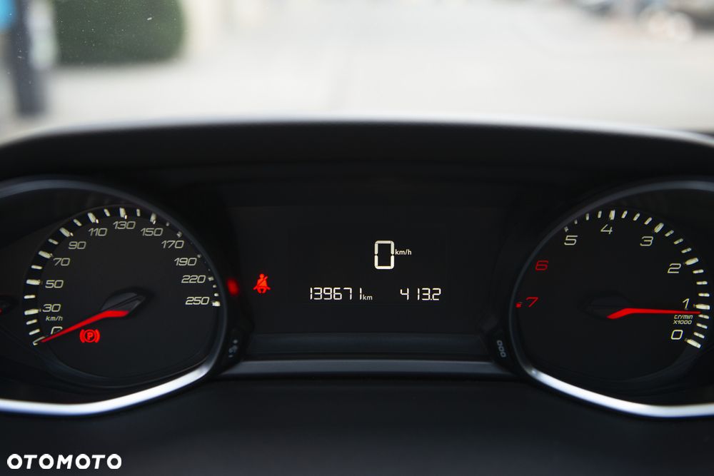 Peugeot 308 1.2 PureTech Access EU6 - 30
