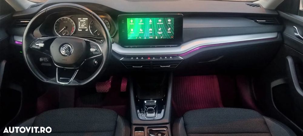 Skoda Octavia Combi Diesel 2.0 TDI DSG Ambition - 5