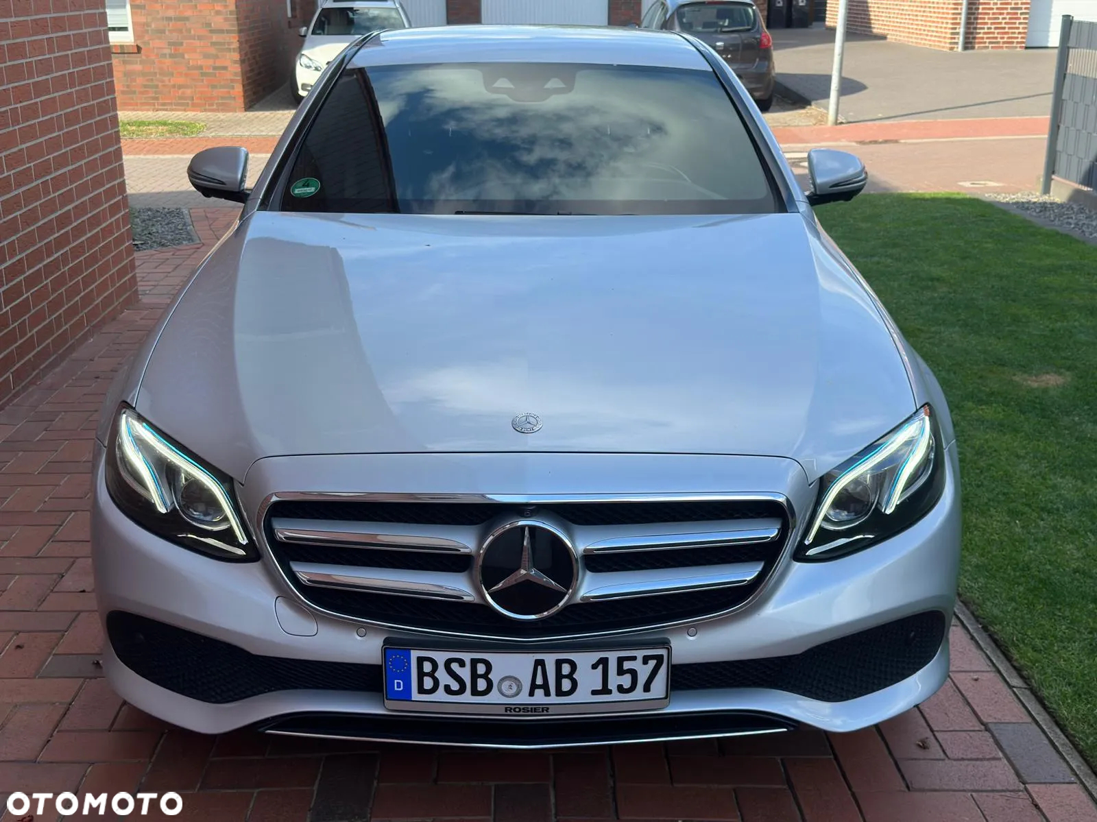 Mercedes-Benz Klasa E 350 BlueTEC 9G-TRONIC Avantgarde - 2