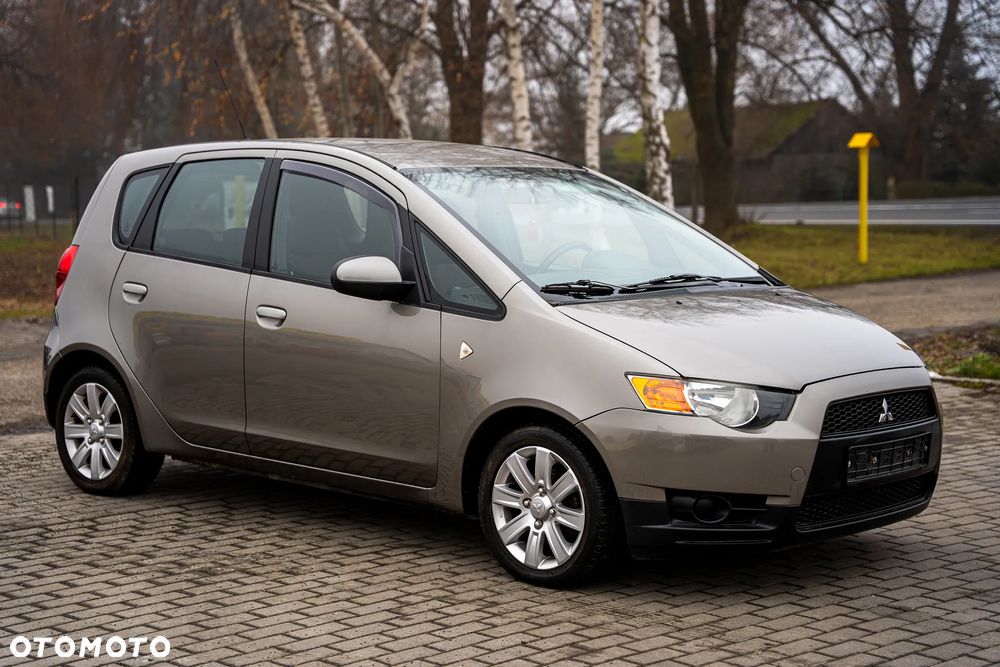 Mitsubishi Colt 1.3 Automatik Intense - 2