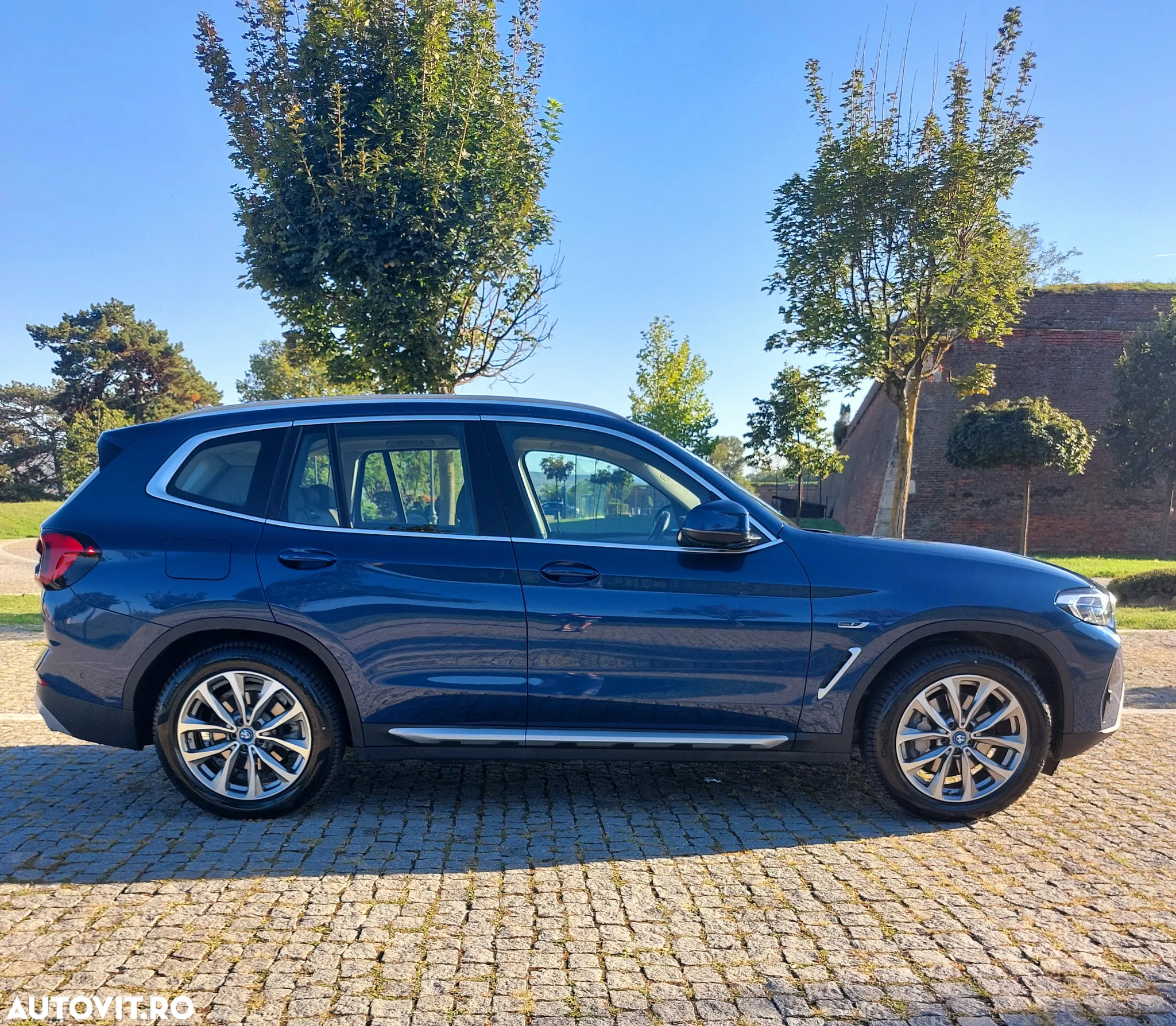 BMW X3 xDrive30e AT PHEV - 3