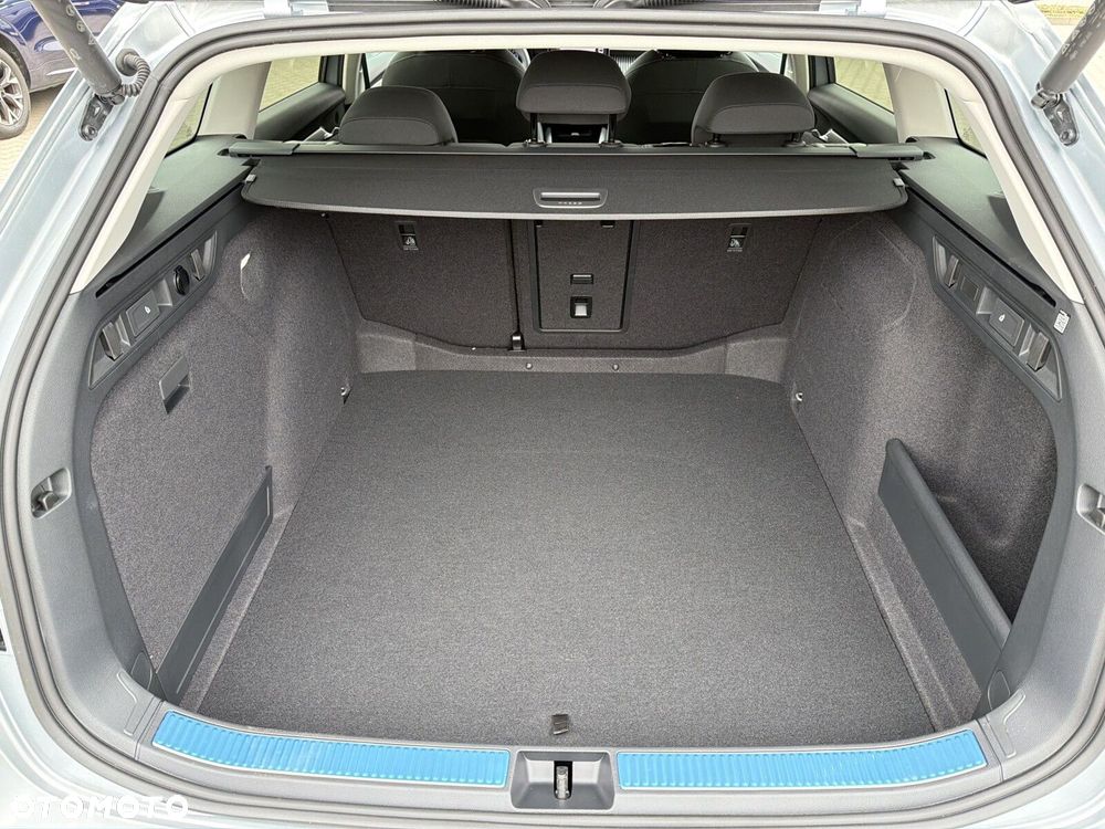 Skoda Superb 1.5 TSI mHEV Drive DSG - 25