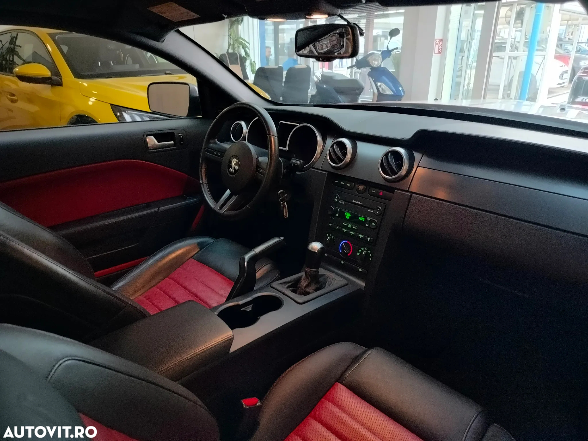 Ford Mustang - 15