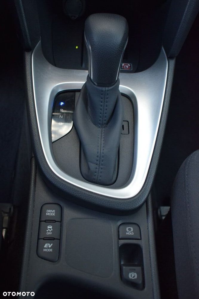 Toyota Yaris Cross Hybrid 1.5 Comfort - 17