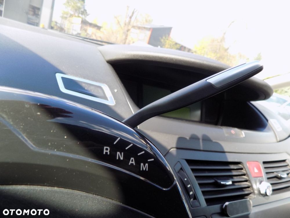 Citroën C4 Picasso - 10