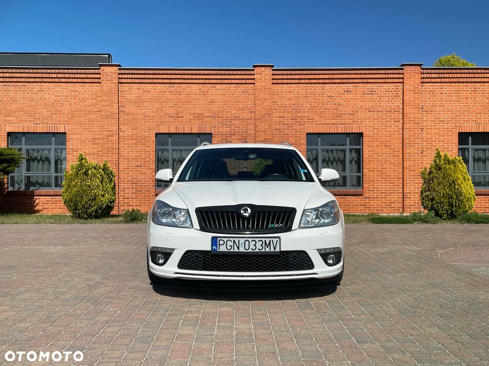 Skoda Octavia 2.0 TDI DPF RS - 2