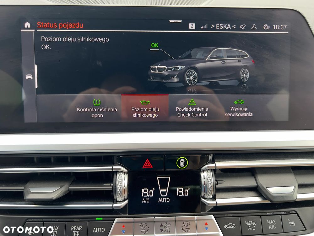 BMW Seria 3 330i Sport Line sport - 16