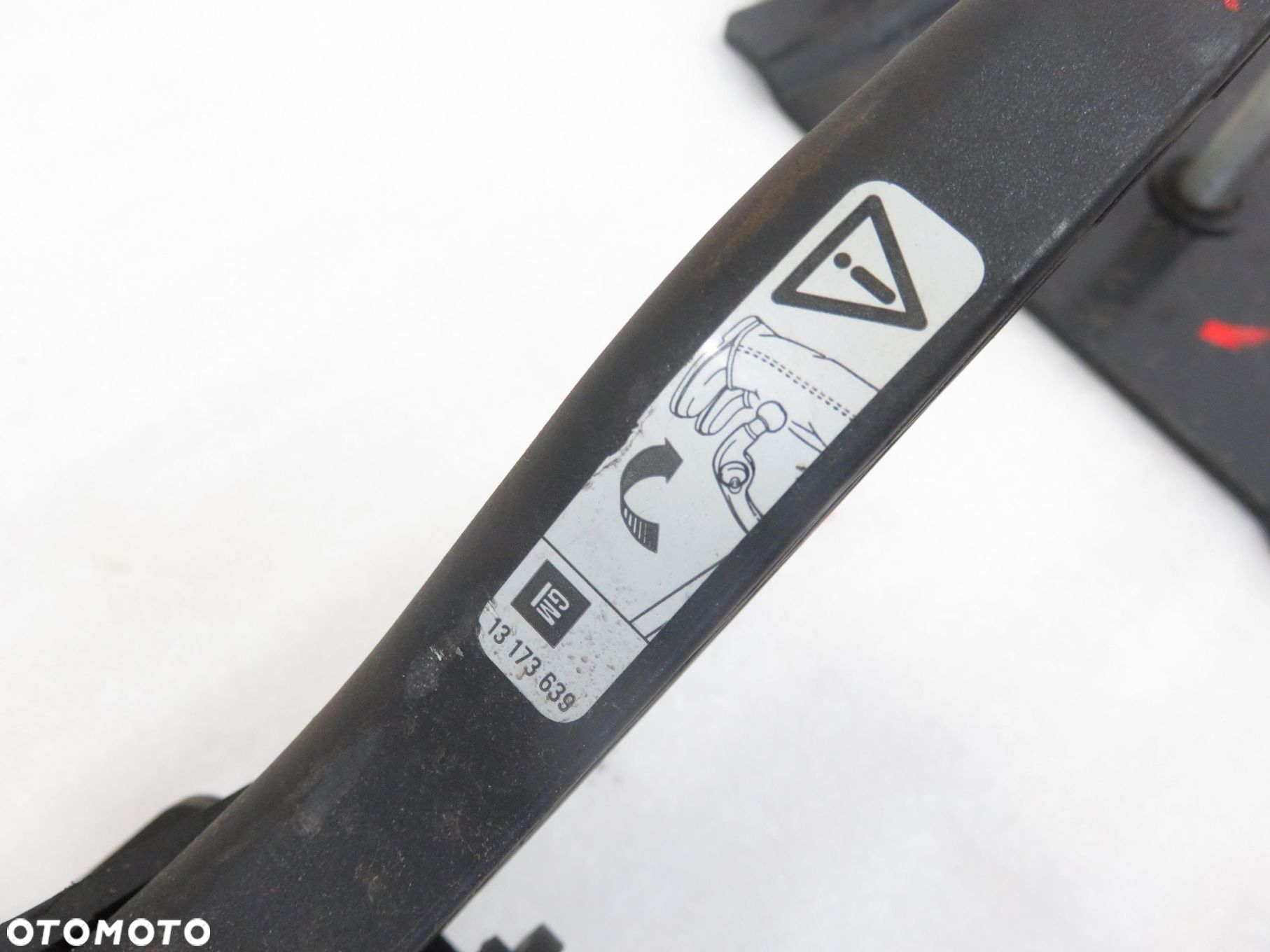 HAK OPEL VECTRA C KOMBI 13103930 13173639 A50X - 13