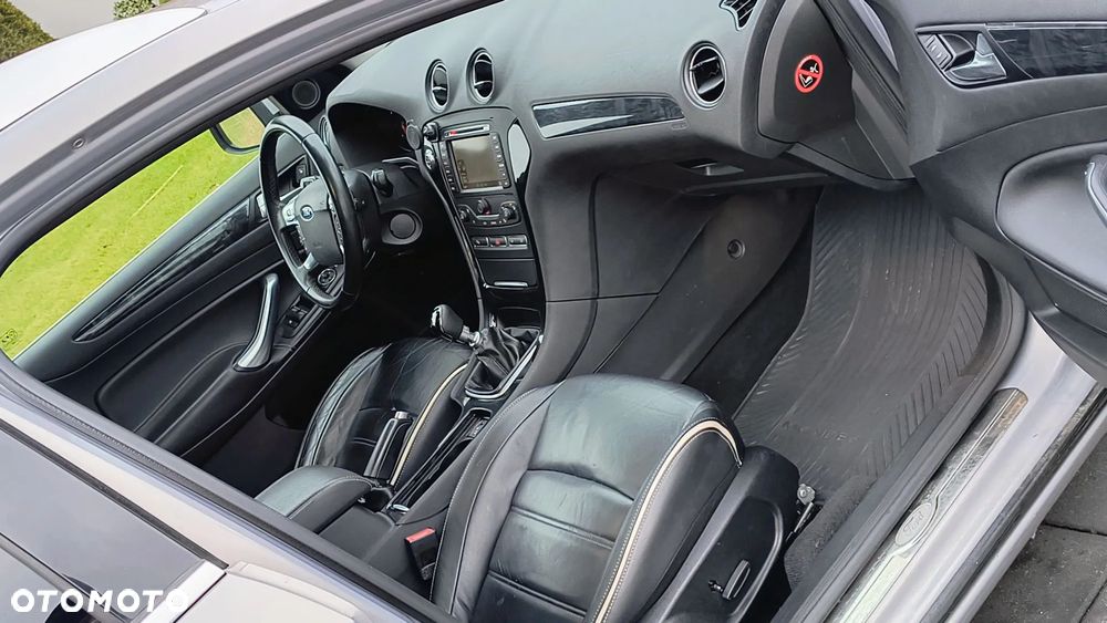 Ford Mondeo 2.0 TDCi Titanium X - 14