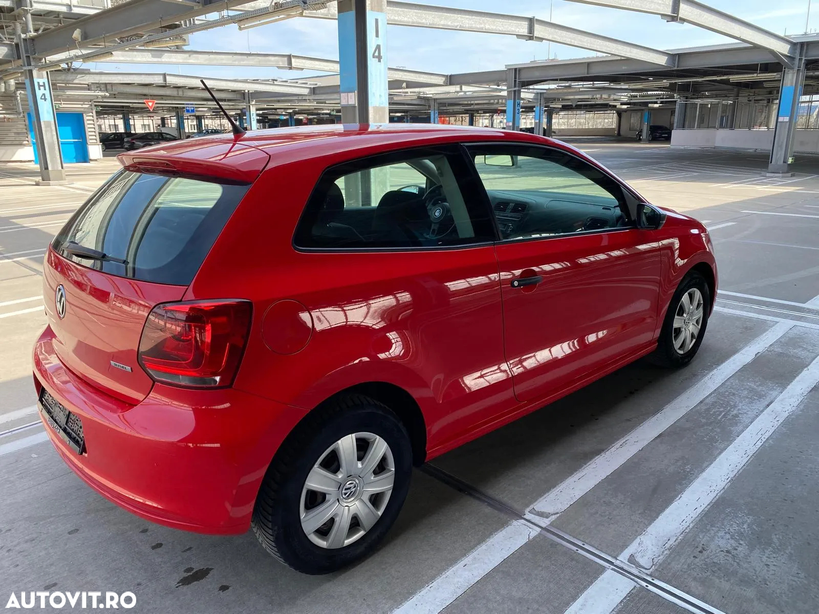 Volkswagen Polo - 4