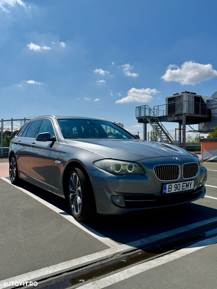 BMW Seria 5 525d xDrive Touring - 1