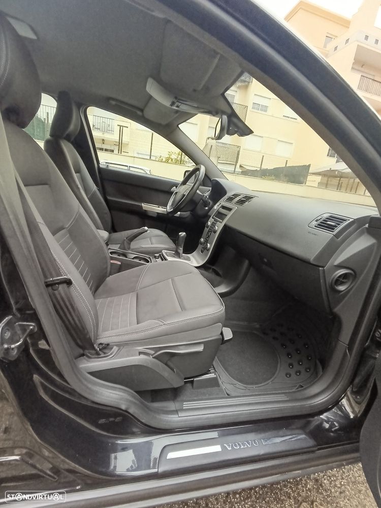Volvo S40 1.6 D Nível 3 - 18
